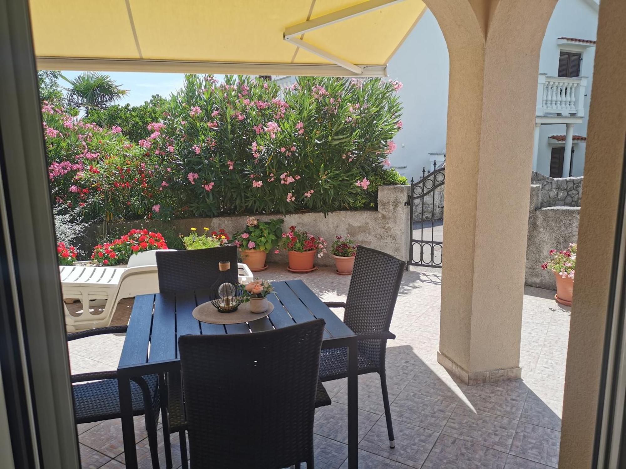Apartments Dajana Silo Εξωτερικό φωτογραφία