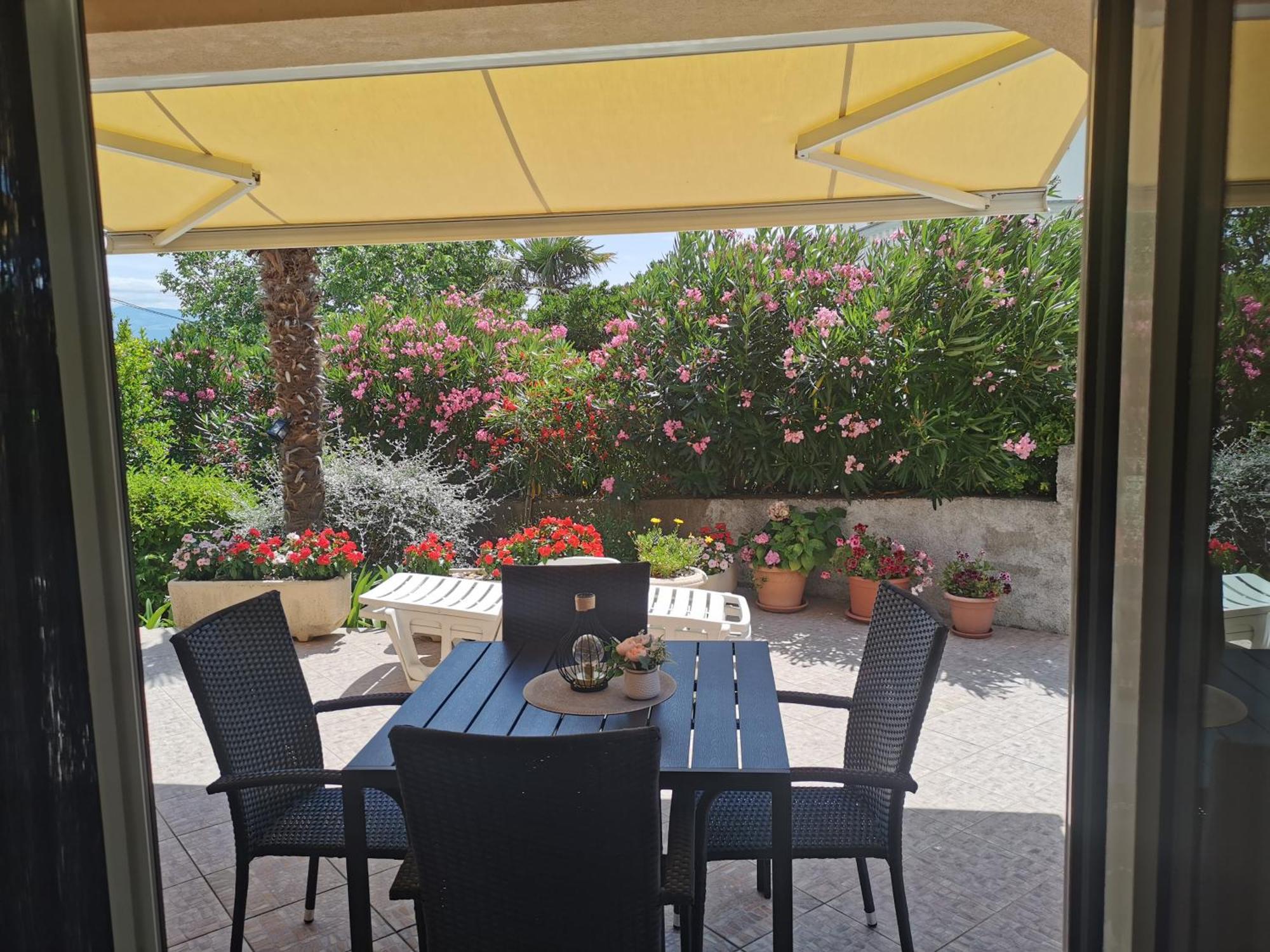 Apartments Dajana Silo Εξωτερικό φωτογραφία