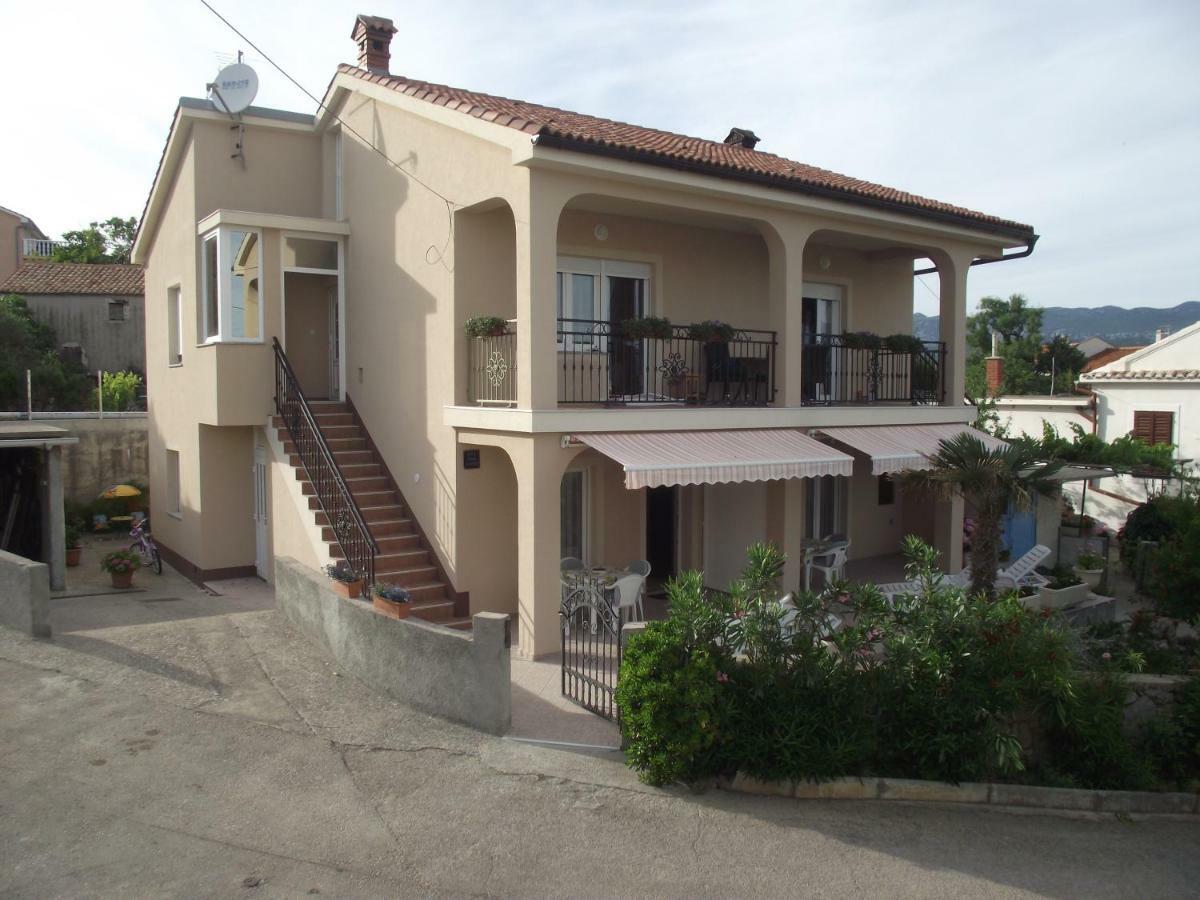 Apartments Dajana Silo Εξωτερικό φωτογραφία